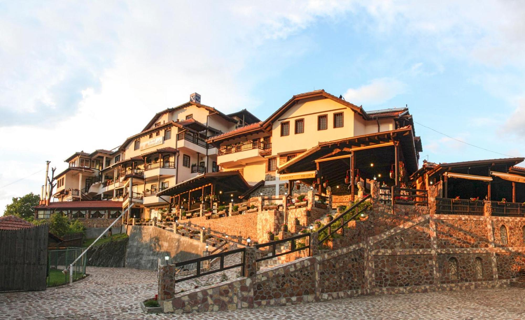 Hotel Manastir Berovo Exterior foto